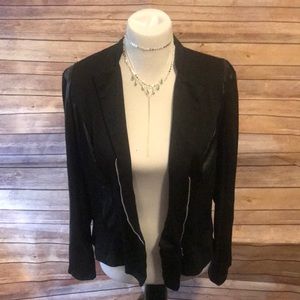 Lucy Diamonds. Small 1X